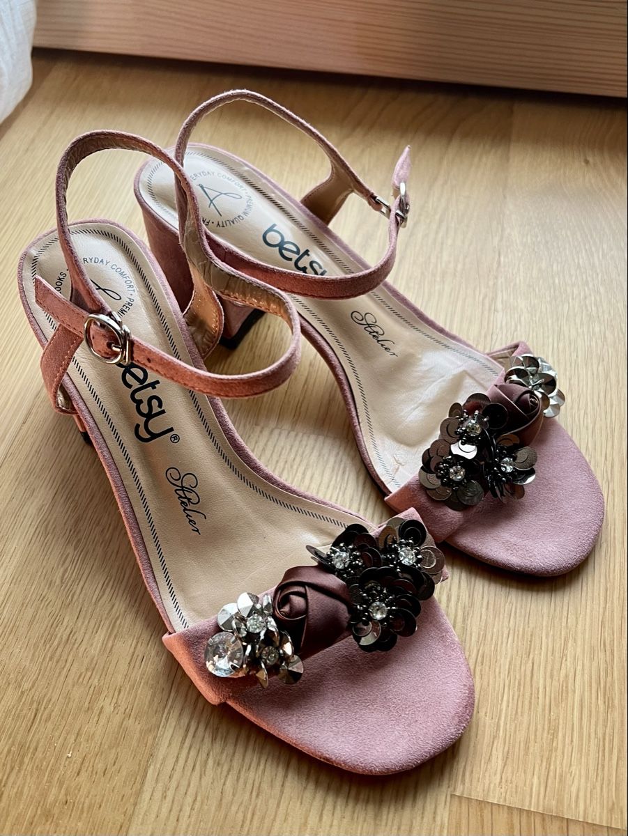 Scarpe da donna: Betsy Pink Sandals, EU 39 – Usato da Bern venduto da RussianDoll 2