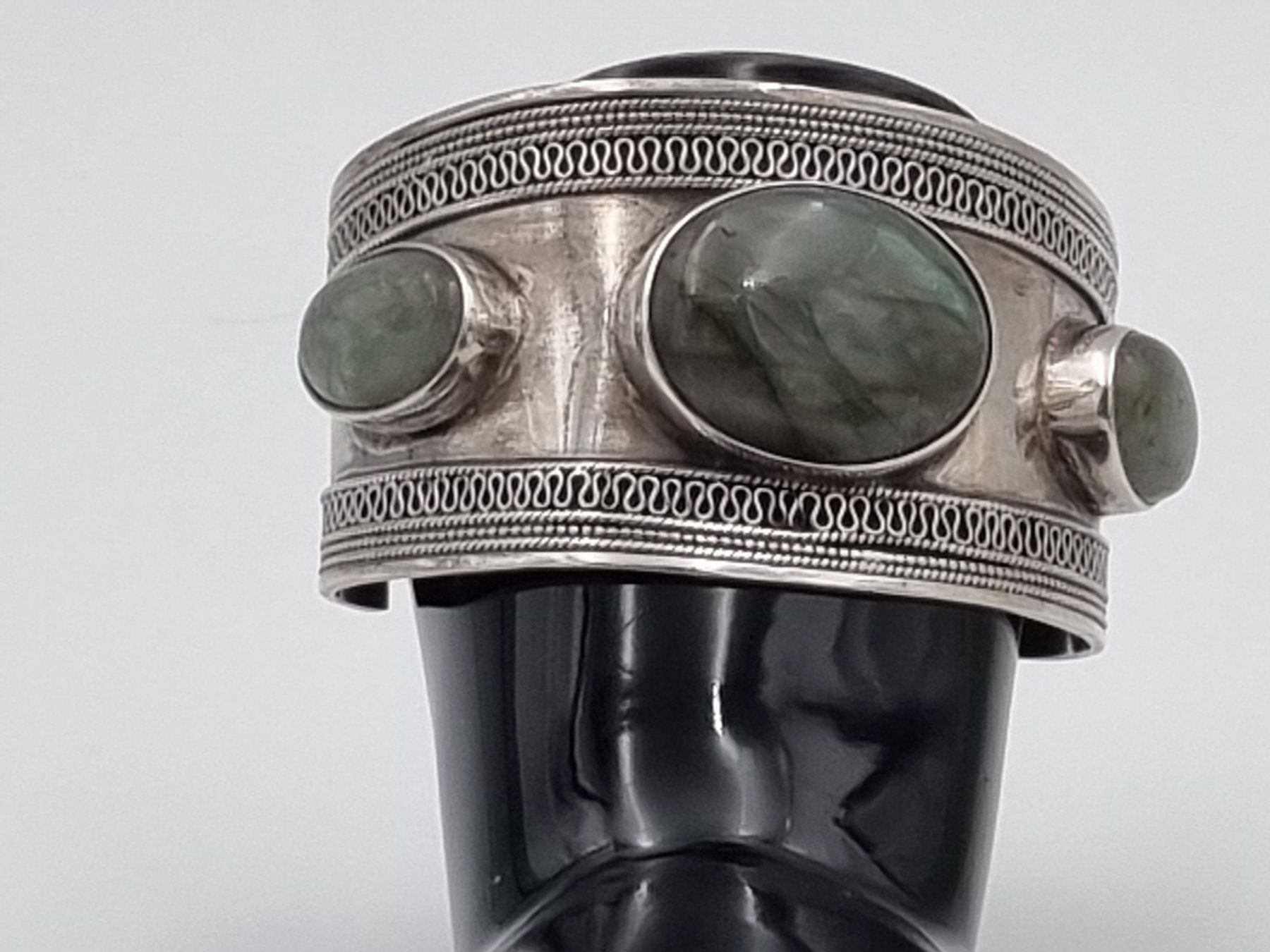 Bracciali & Braccialetti: Ethno Armspange 925 Silber mit Labradoriten – Usato da Kölliken venduto da ter_lkc7