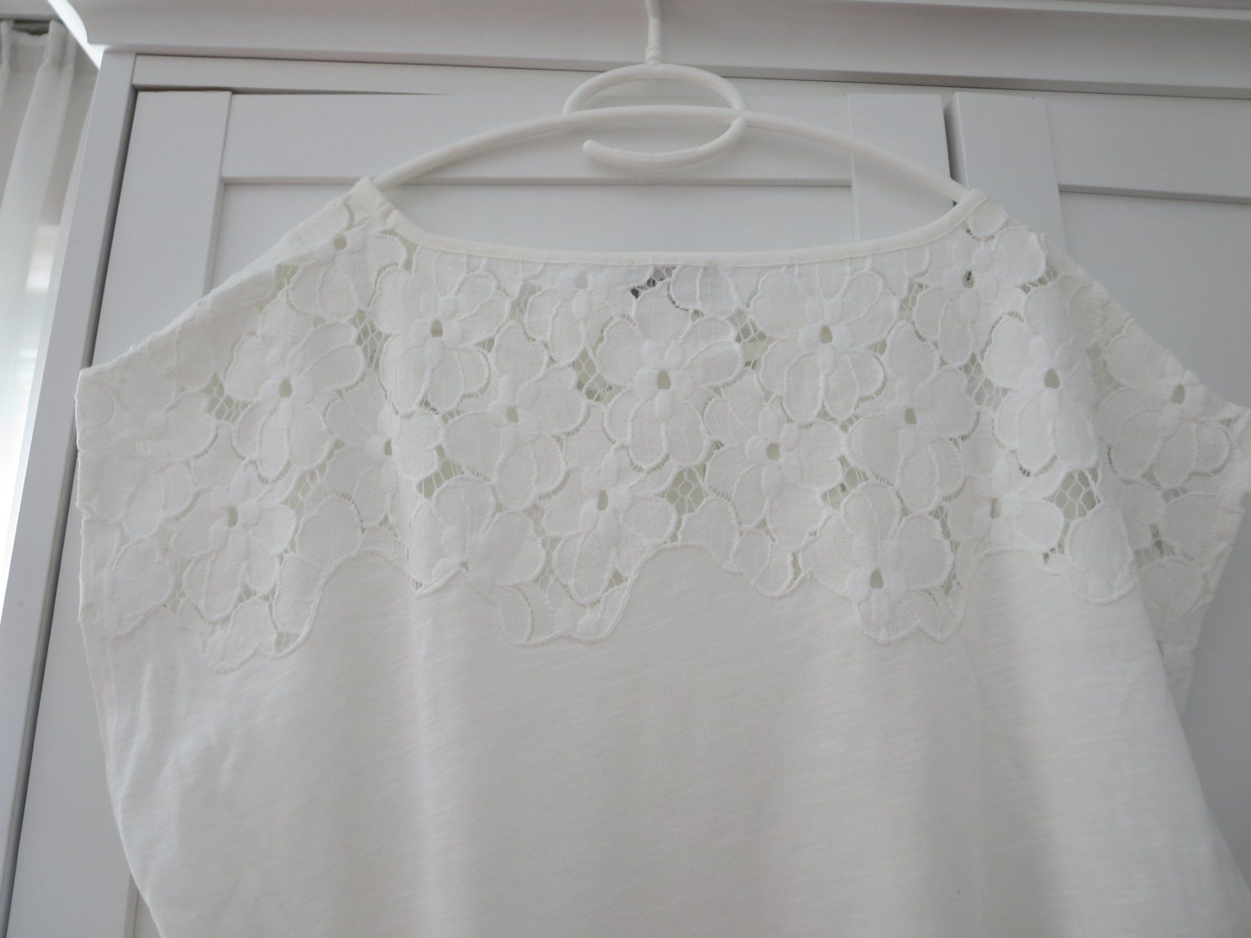 T-shirt: 2 Damen Sommer Shirts /Gr. 42/44 – Usato da Wallisellen venduto da Arvenstube 9