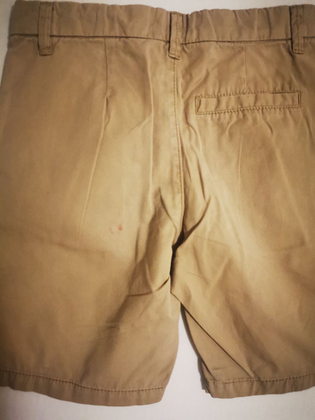 Pantaloni: H&M Shorts, Gr. 122, 4 Stk – Usato da Niedergösgen venduto da lil_s6k8 5