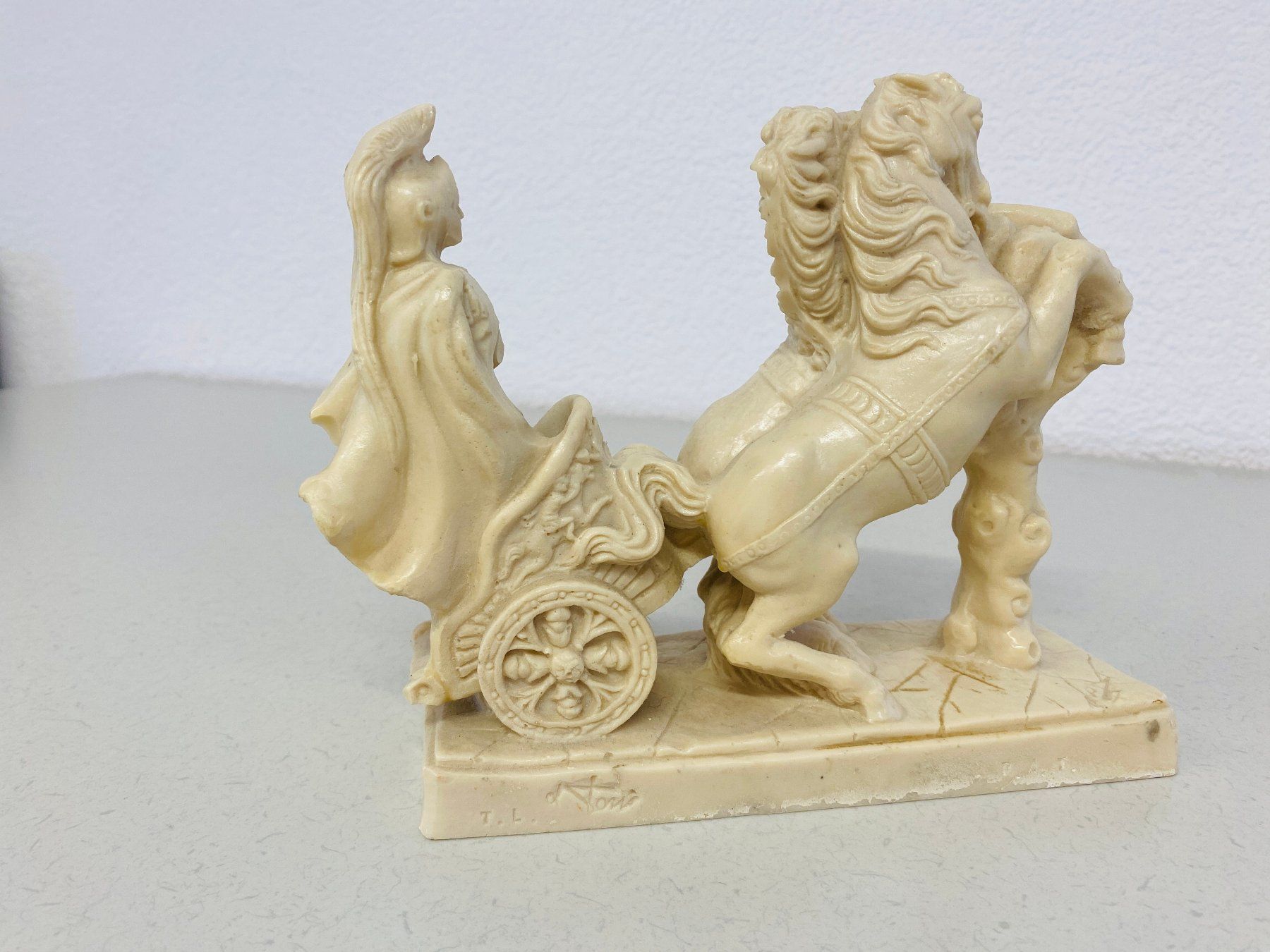 Figuren: Römischer Streitwagen mit Pferden und Gladiator Figur – Gebraucht aus Niederhelfenschwil von Chleeblatt1938 1