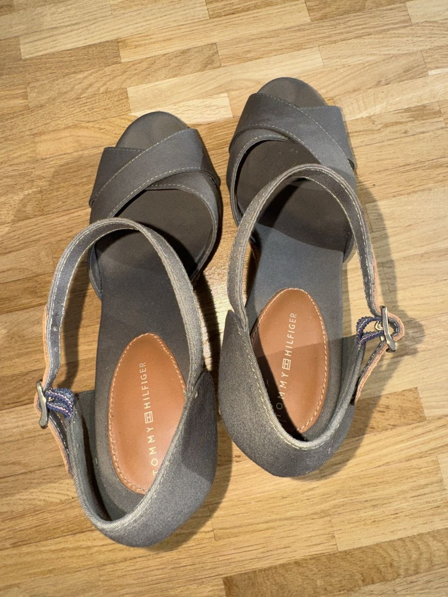 Tommy Hilfiger Damenschuhe: Espadrilles montantes Tommy – Neu (gemäss Beschreibung) aus Sion von kedelazic 1