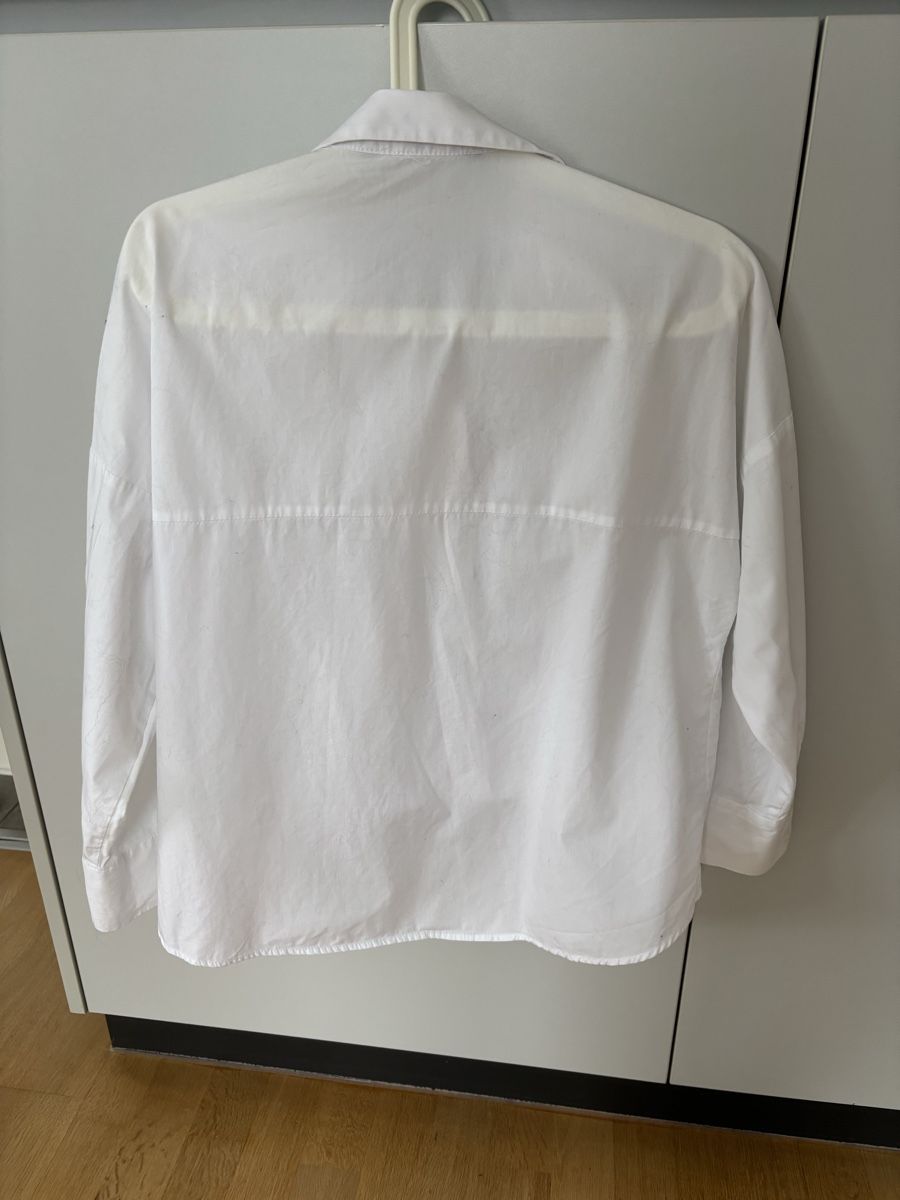 Zara Camicette: Zara kurze Hemd XS weiß – Usato da Fribourg venduto da dafral 1