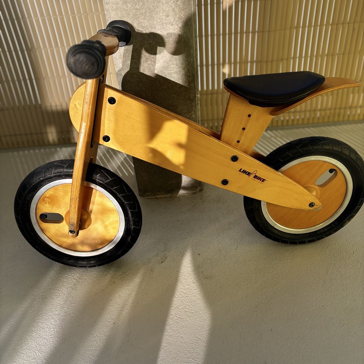 Likeabike Fahrzeuge für Kinder: Laufrad LIKE a BIKE – Gebraucht aus Niederwangen b. Bern von muidop