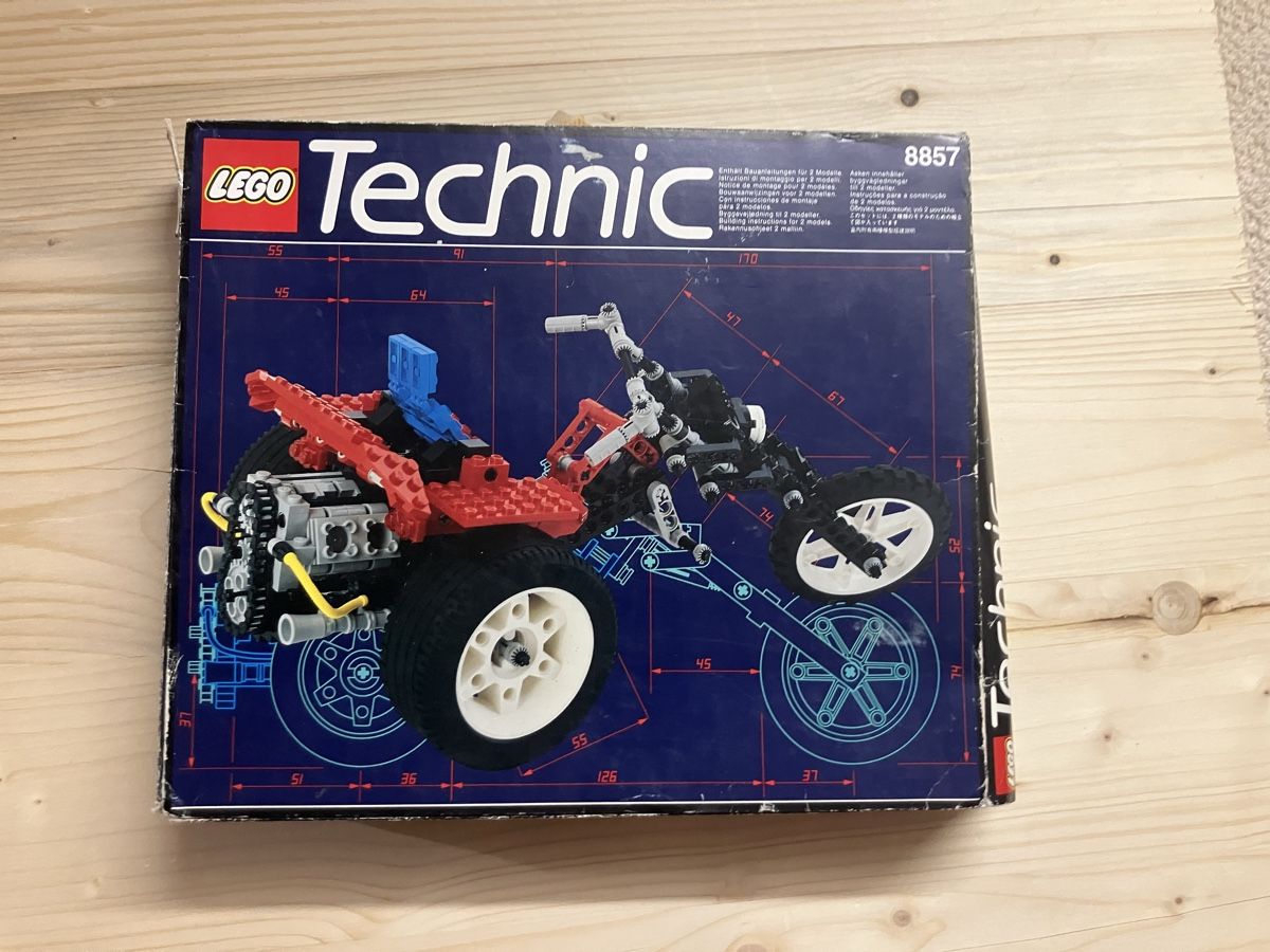 Lego Jeux de construction: Lego 8857 – D'occasion à Luzern par windundsichtschutz
