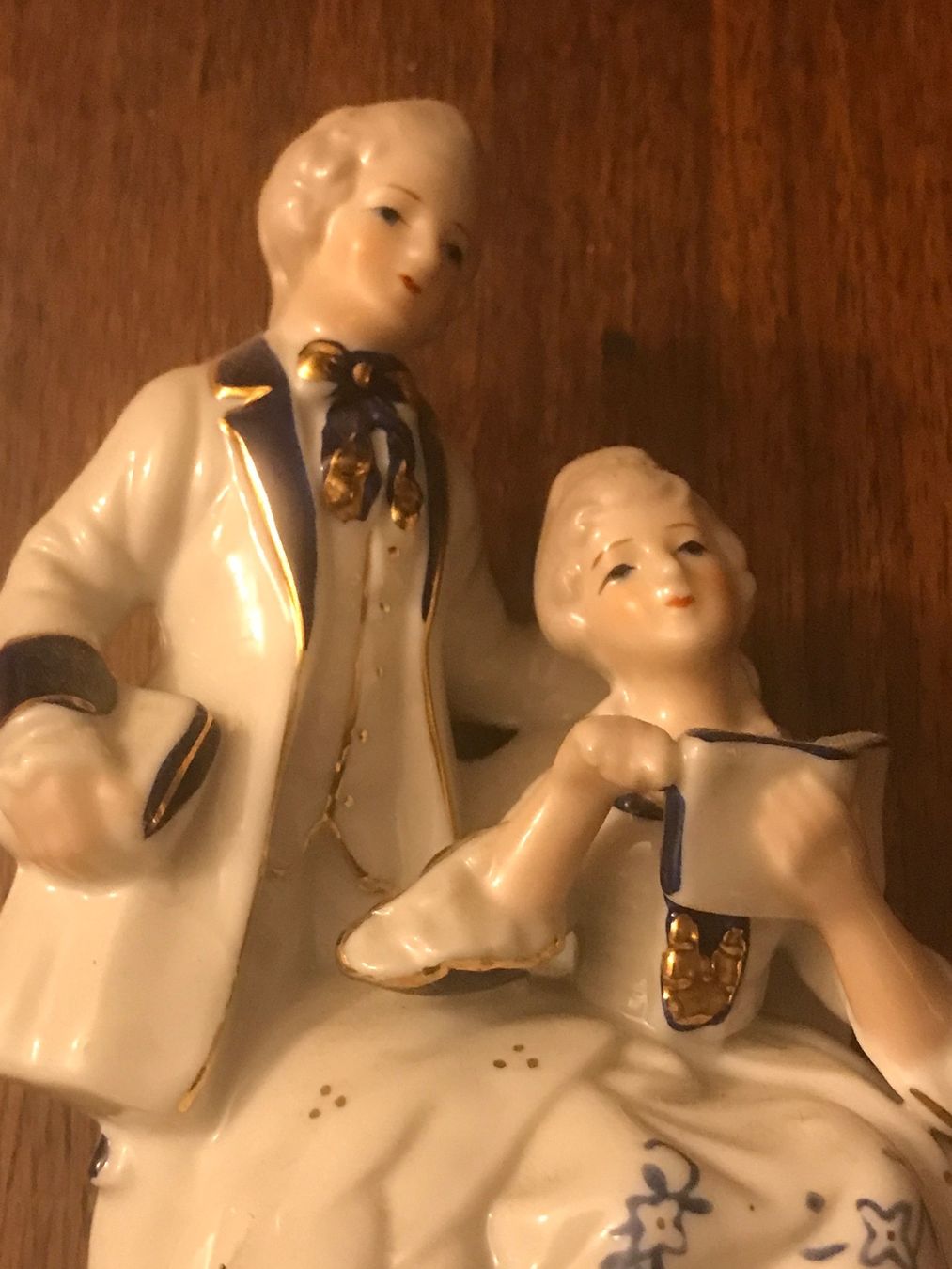 Statuette: Porzellan Figur – Usato da Baden venduto da swiss-alps 1