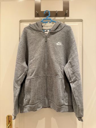 Grauer Nike Kapuzenpullover XL 158-170cm guter Zustand