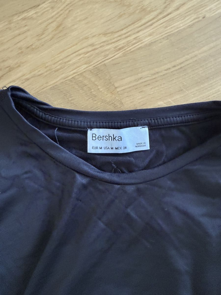 Bershka Top: croptop (m) – Usato da Freidorf TG venduto da driftingforthrifting 1
