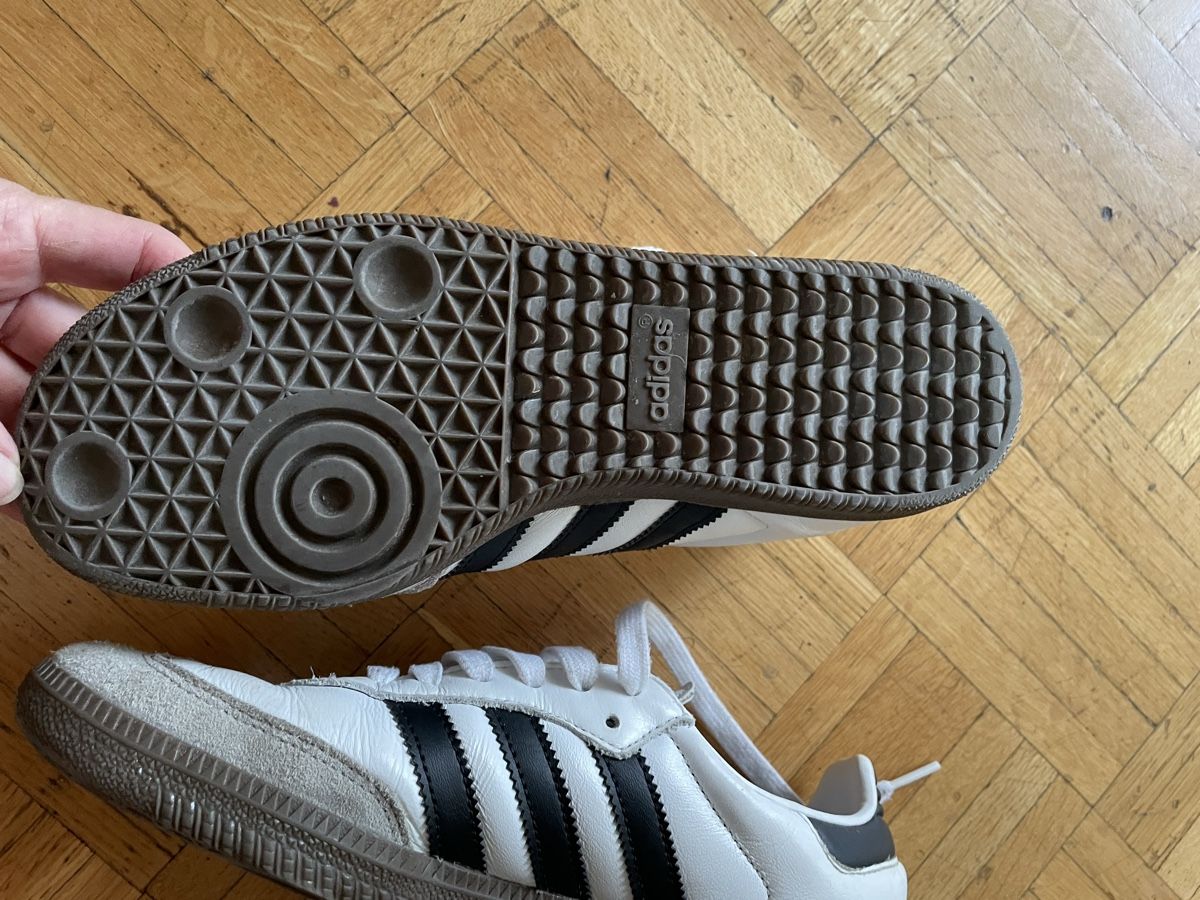 Adidas Chaussures femmes: Baskets Adidas Samba, 40 – D'occasion à Lausanne par ali_6gwv 4