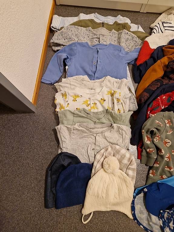 Ensembles coordonnés: Kinderkleider gr 86-92 – D'occasion à Oensingen par lady1 1