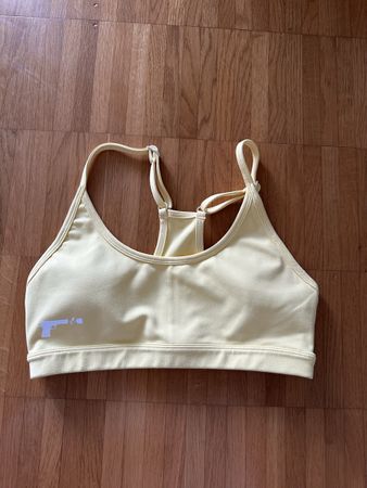 Gelber Sport BH Alpha Coutures