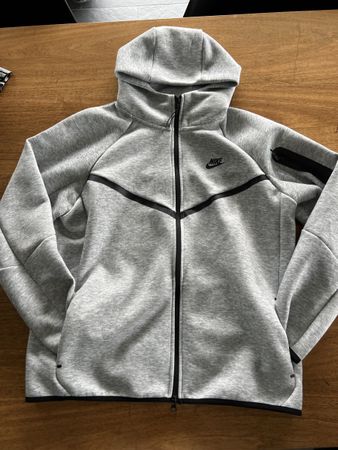 Nike Tech Fleece Grey Size XL