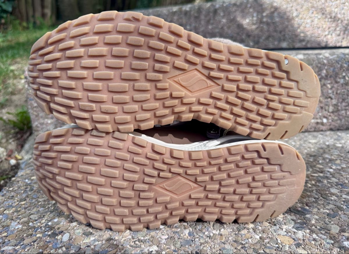 Skechers Schuhe für Mädchen: 2x Winterschuhe 38 – Gebraucht aus Rickenbach SO von ByeByeFundus 3