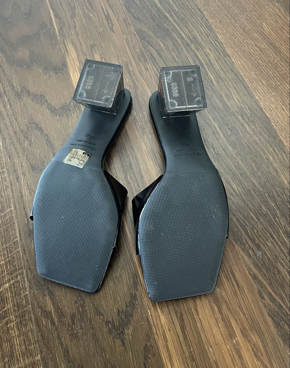 Scarpe da donna: Hübsche PVC-Sandalen – Nuovo (secondo la descrizione) da Zürich venduto da madameshopping 4