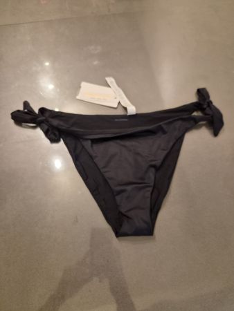 Bikini Unterteil Calzedonia schwarz Grösse S neu mit Etikett