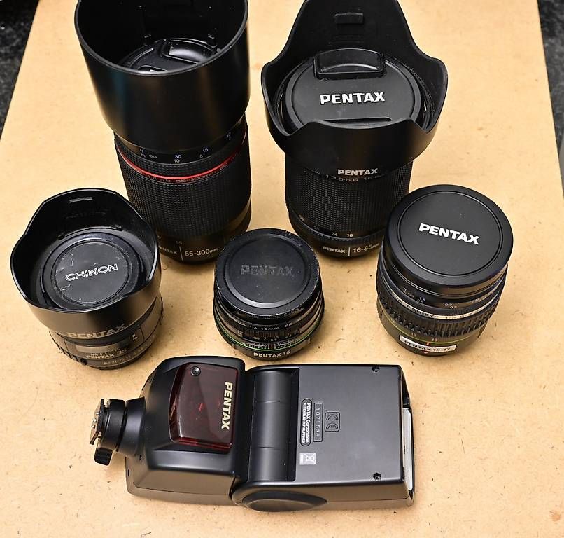 Pentax Obiettivi: Pentax Ausrüstung – Usato da Emmenbrücke venduto da Peddie