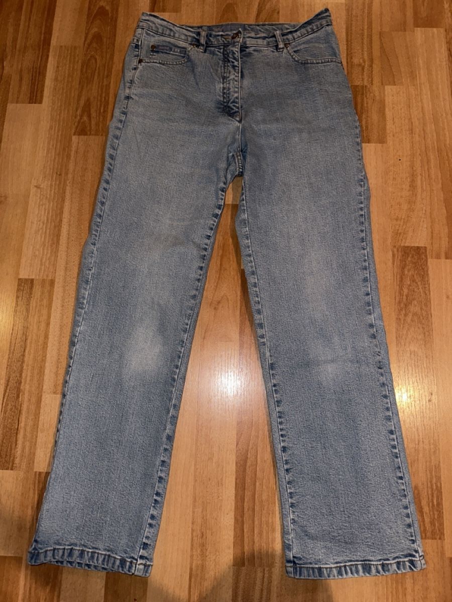 Arizona Jeans: Arizona Hose Einfache Bundweite 38cm – Usato da St. Gallen venduto da mai_zpt7