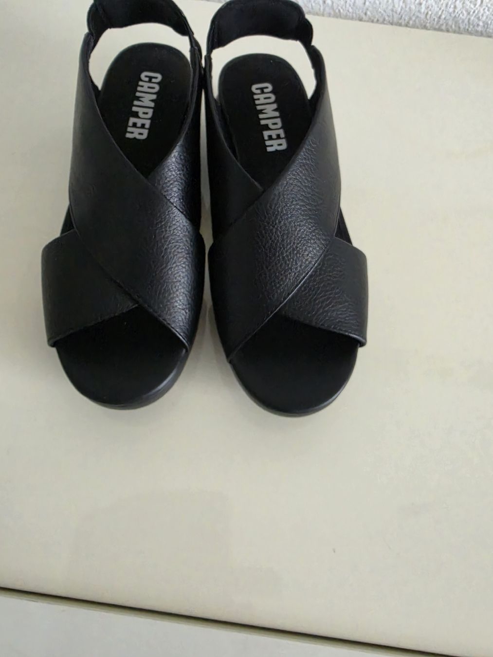 Camper Scarpe da donna: CAMPER LRDER SCHUHE – Usato da Strengelbach venduto da romanna