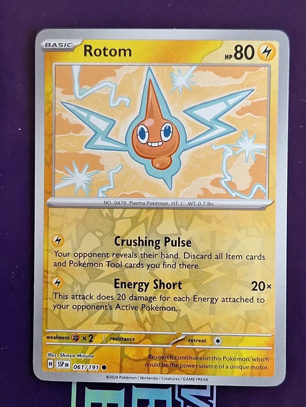 Pokémon Carte collezionabili: Rotom - Reverse Holo - Pokemon Surging Sparks – Usato da Altstätten SG venduto da GGsGameshop