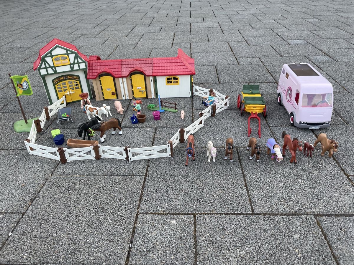 Playmobil Jouets: Playmobil Pferdehof – D'occasion à Kriens par Vk77 1