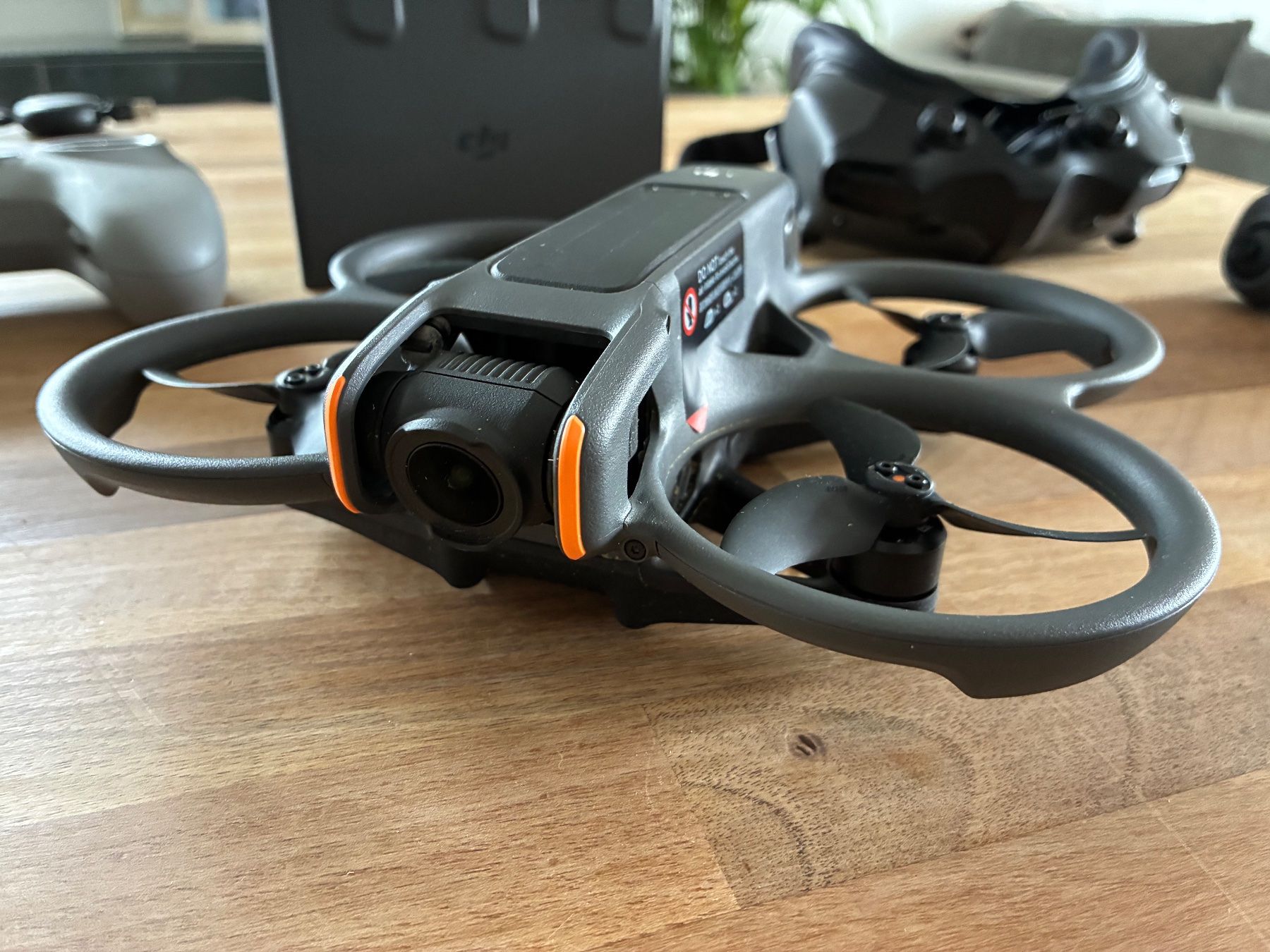 DJI RC Modellbau: Drone DJI Avata 2 Fly More Combo & Remote Controller 3 – Gebraucht aus Täuffelen von jcbettinelli