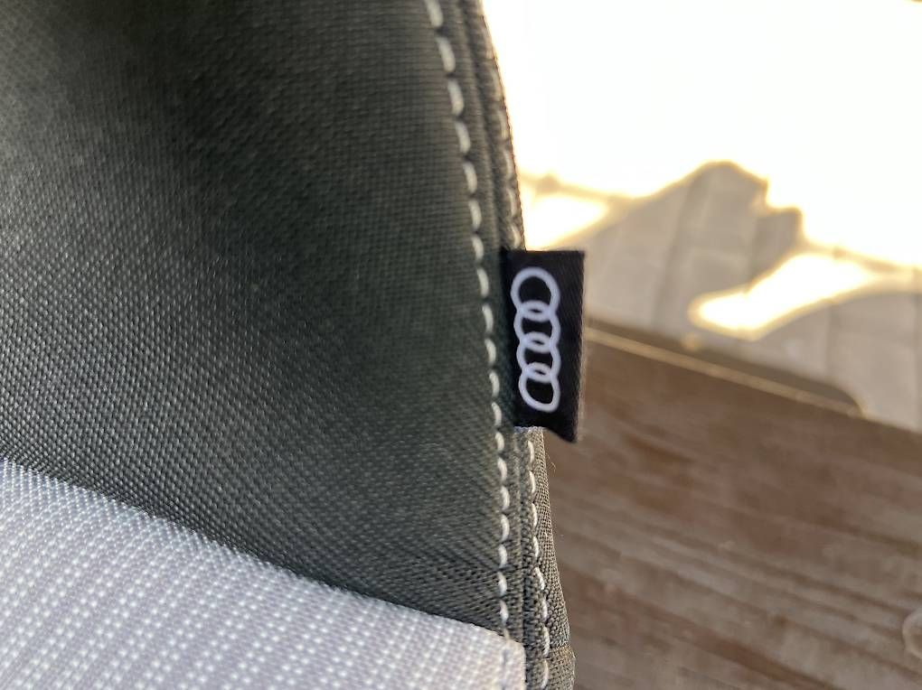 Seggiolini per auto: Kindersitz von Audi – Usato da Emmetten venduto da choicy123 2