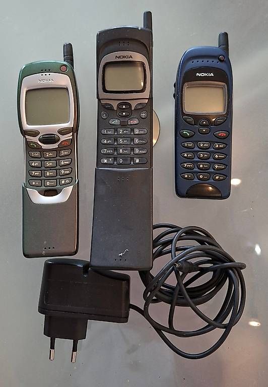 Telefoni cellulari / Smartphones: Nokia Trio – Usato da Kreuzlingen venduto da Knobi56 1