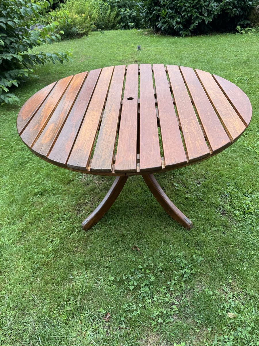 Tische: Gartentisch Holz   – Gebraucht aus Nidfurn von JePeDe