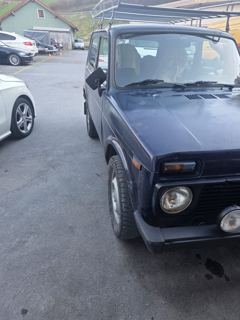 Lada Autos: Lada Niva 30km/h – D'occasion à Hätzingen par Kuh7 2