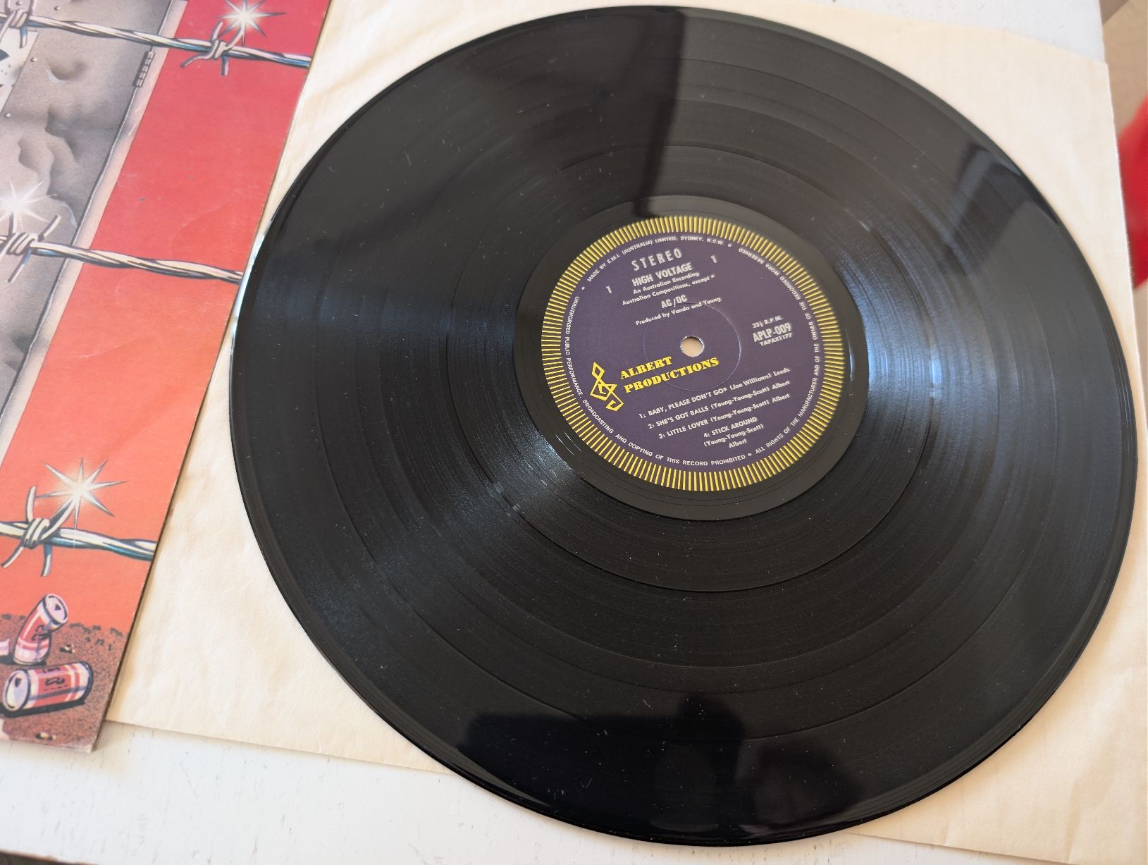 Vinyles: AC/DC High Voltage Vinyl LP Albert Productions APLP-009 – D'occasion à Laupen ZH par Zmoewe 2