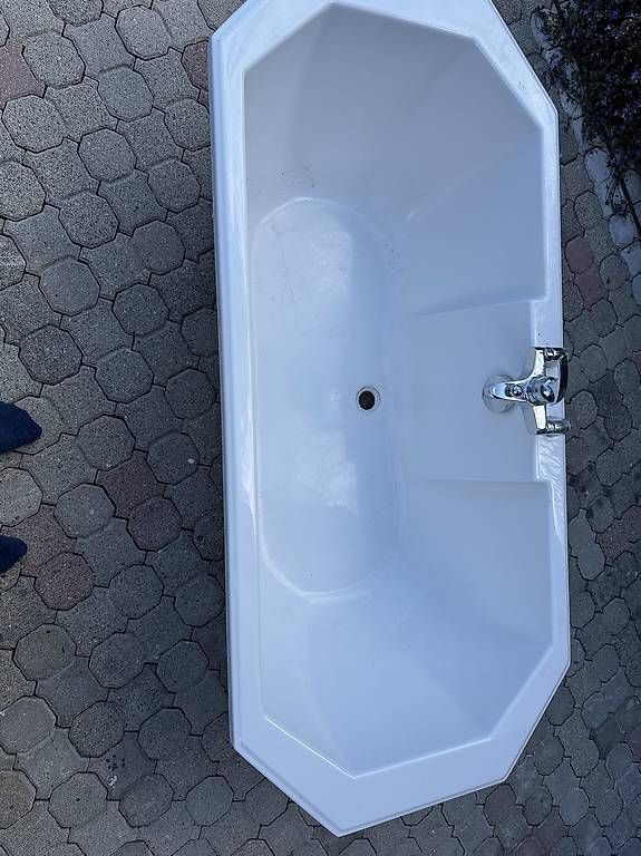 Vasche da bagno: Baignoire  – Usato da Colombier NE venduto da gsuzy122 1