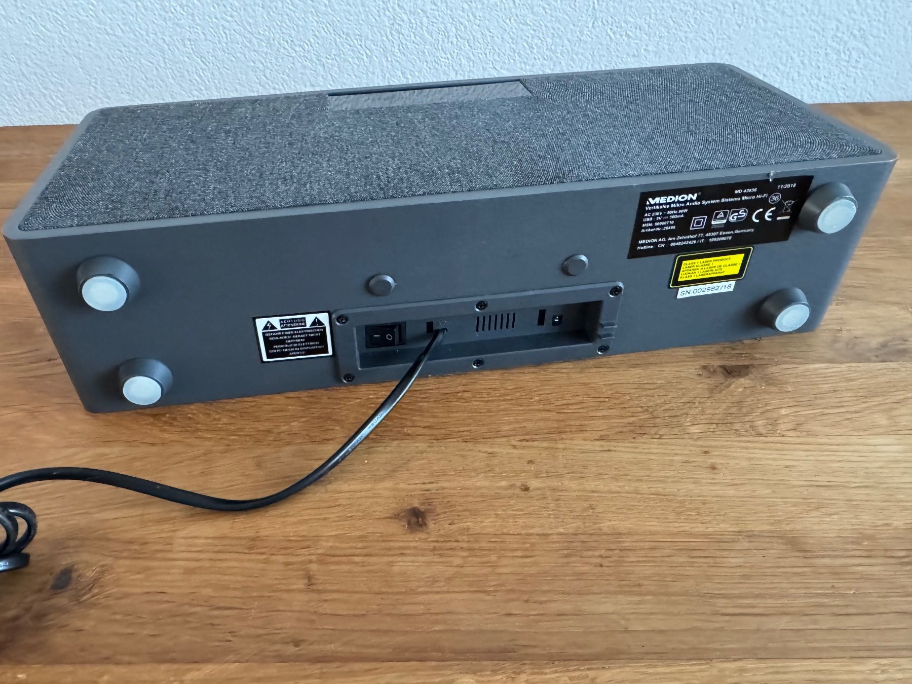 Medion Lettore multimediale & Streamer: Medion VERTIKALES MIKRO- AUDIO-SYSTEM P64131 Bluetooth. – Usato da Frauenfeld venduto da lona05 5