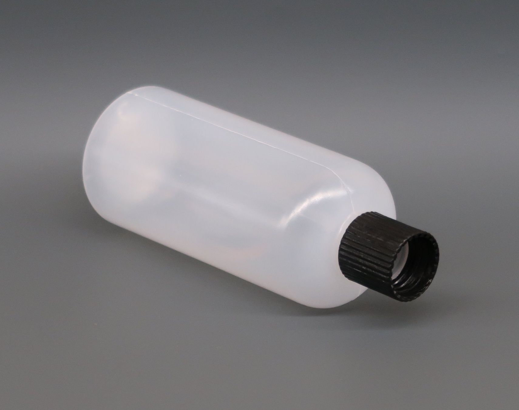 Autres vaisselles & verres: Rundflasche 250ml zu Seifenspender / Dispenser – D'occasion à Schöftland par jolk.ch 1