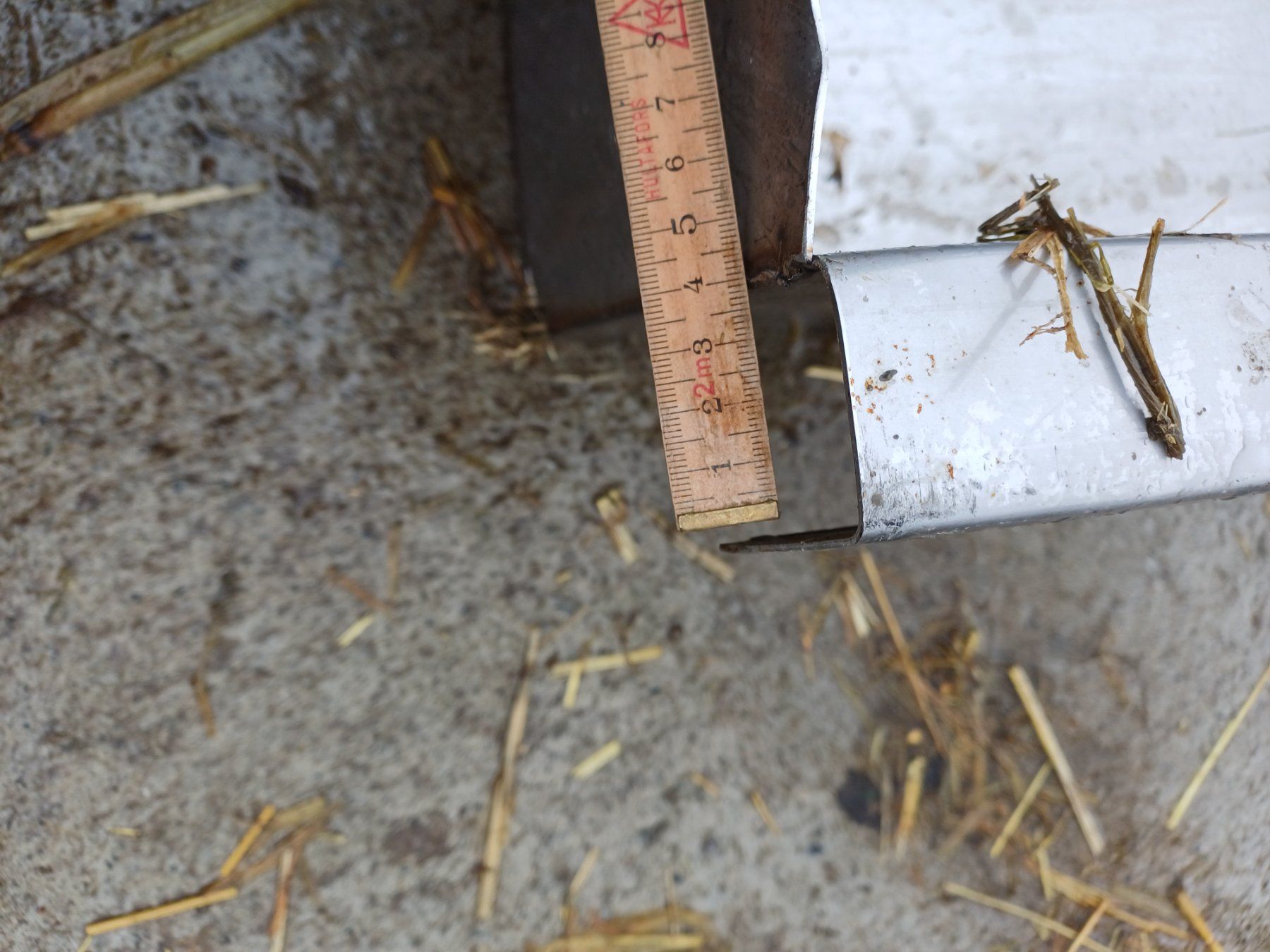 Mangimi: Chromstahlbaren / Futtertrog/ Kälbertrog 435 cm lang – Usato da Boswil venduto da etaflex 3