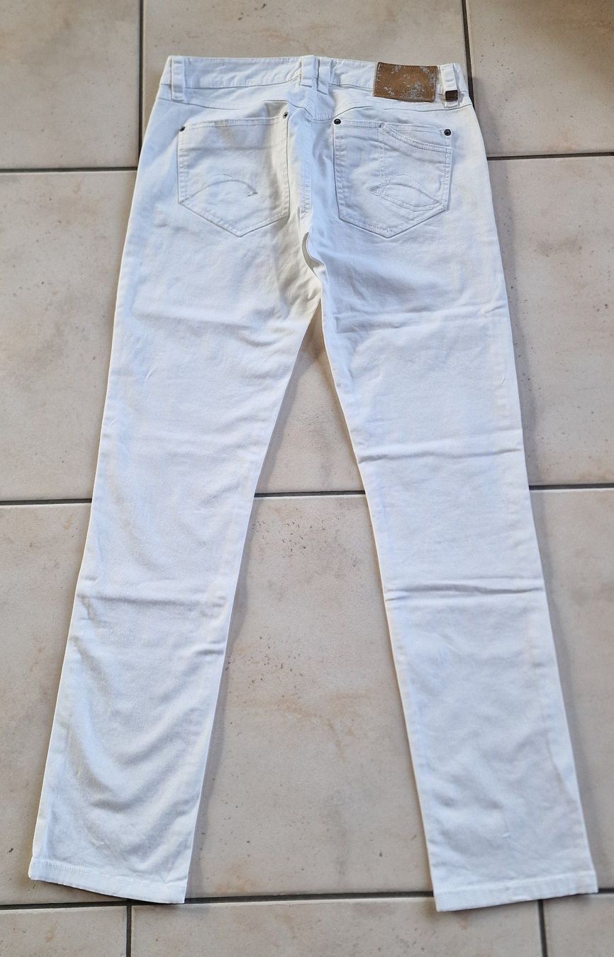 Jeans: Jeans weiss Freesol 32 – Usato da Falera venduto da Fudax 1