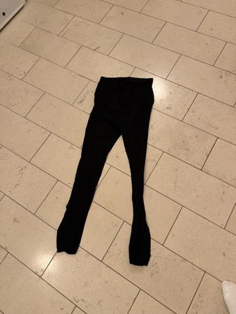 Unstandsmode: 5x Schwarze Leggings, 1x Strumpfhose, Grösse S