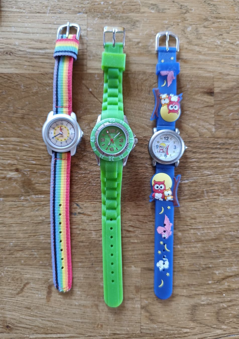 Orologi: Kinderuhren Lot 3 Stk. – Usato da S. Antonino venduto da sab_z5qw