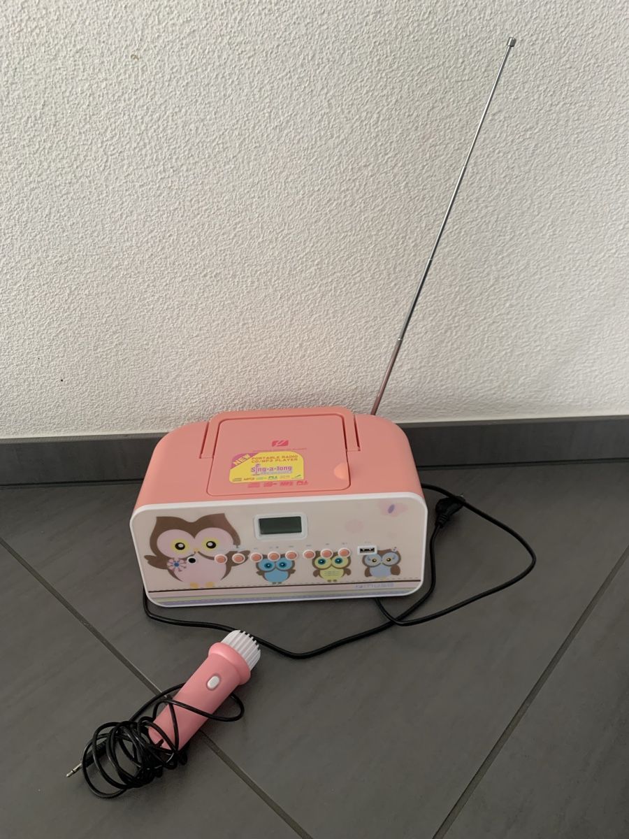 Tragbarer Mediaplayer: CD Player Kinder mit Karaokefunktion – Gebraucht aus Möriken AG von mum_5fzm 1