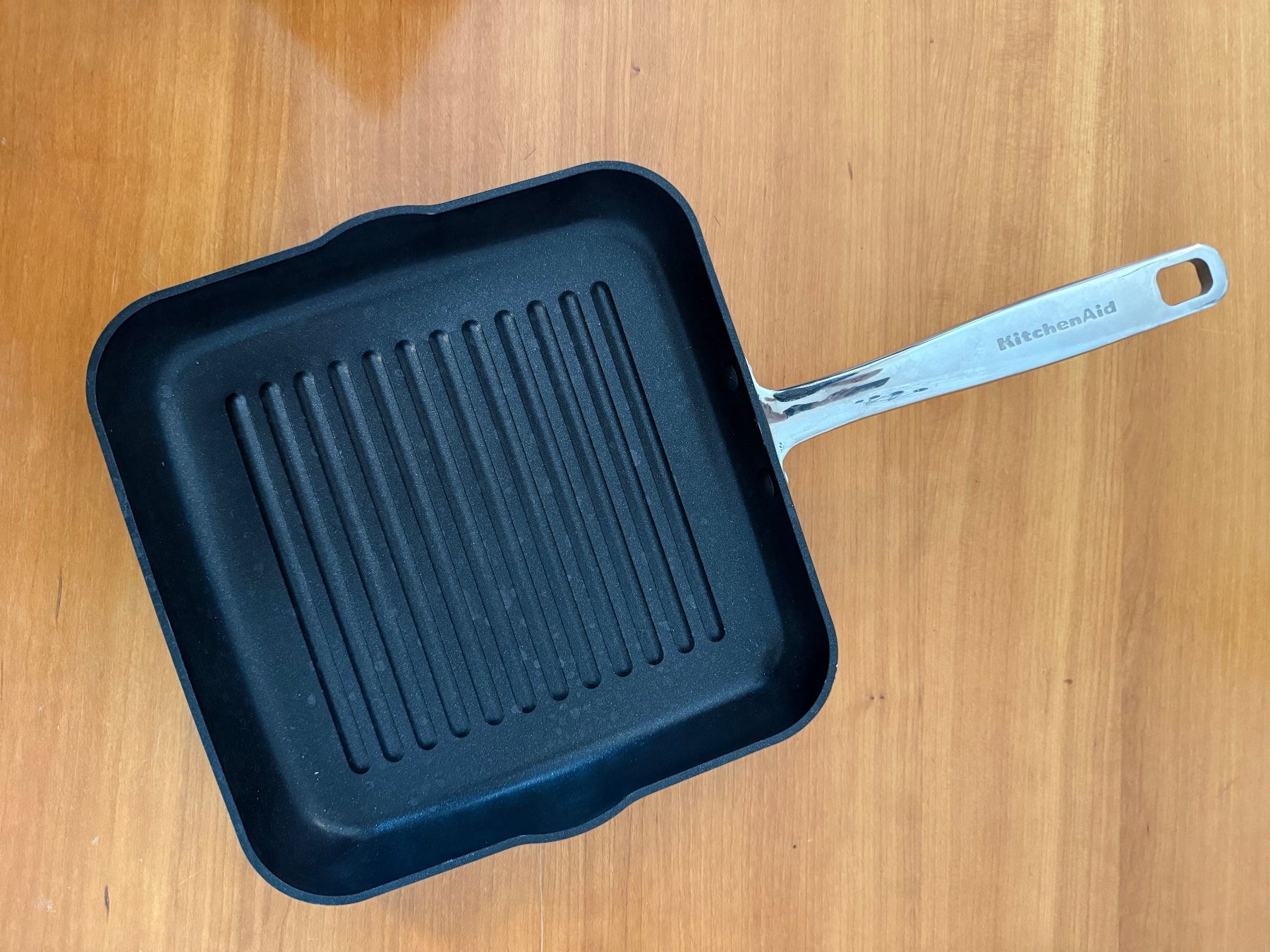 Kitchenaid Padelle: Kitchen Aid Brat- & Grillpfanne – Usato da Basel venduto da Ninja.11 3