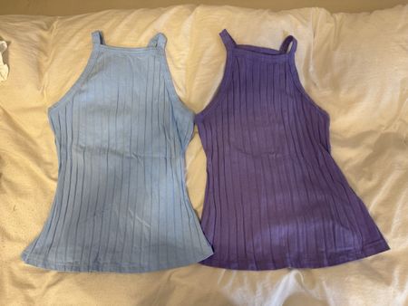 2 Sommer Tops, Gerippt, Blau und Lila, Grösse S