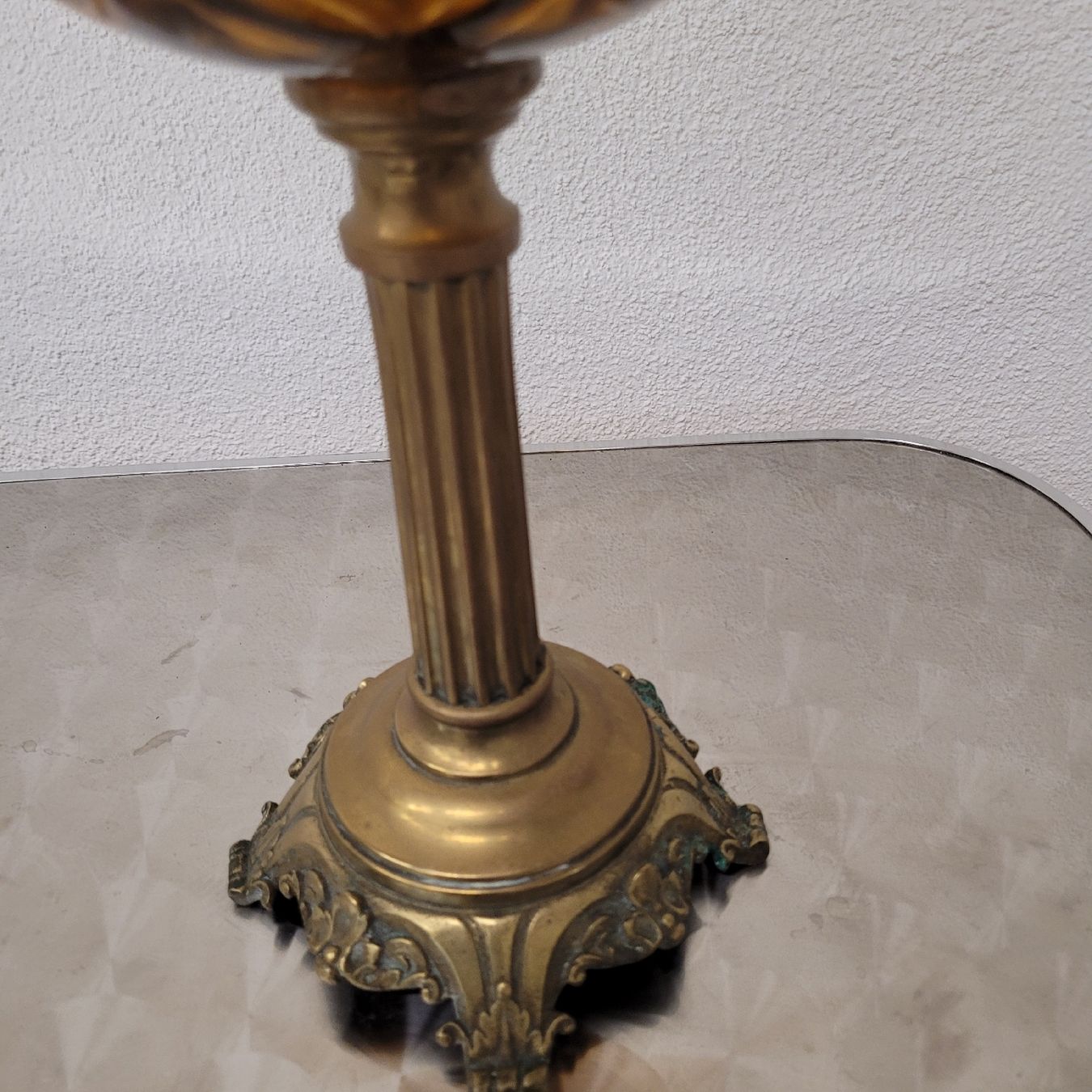 Lampade: alte antike petrollampe messingfuss – Usato da Reichenburg venduto da AK307 2
