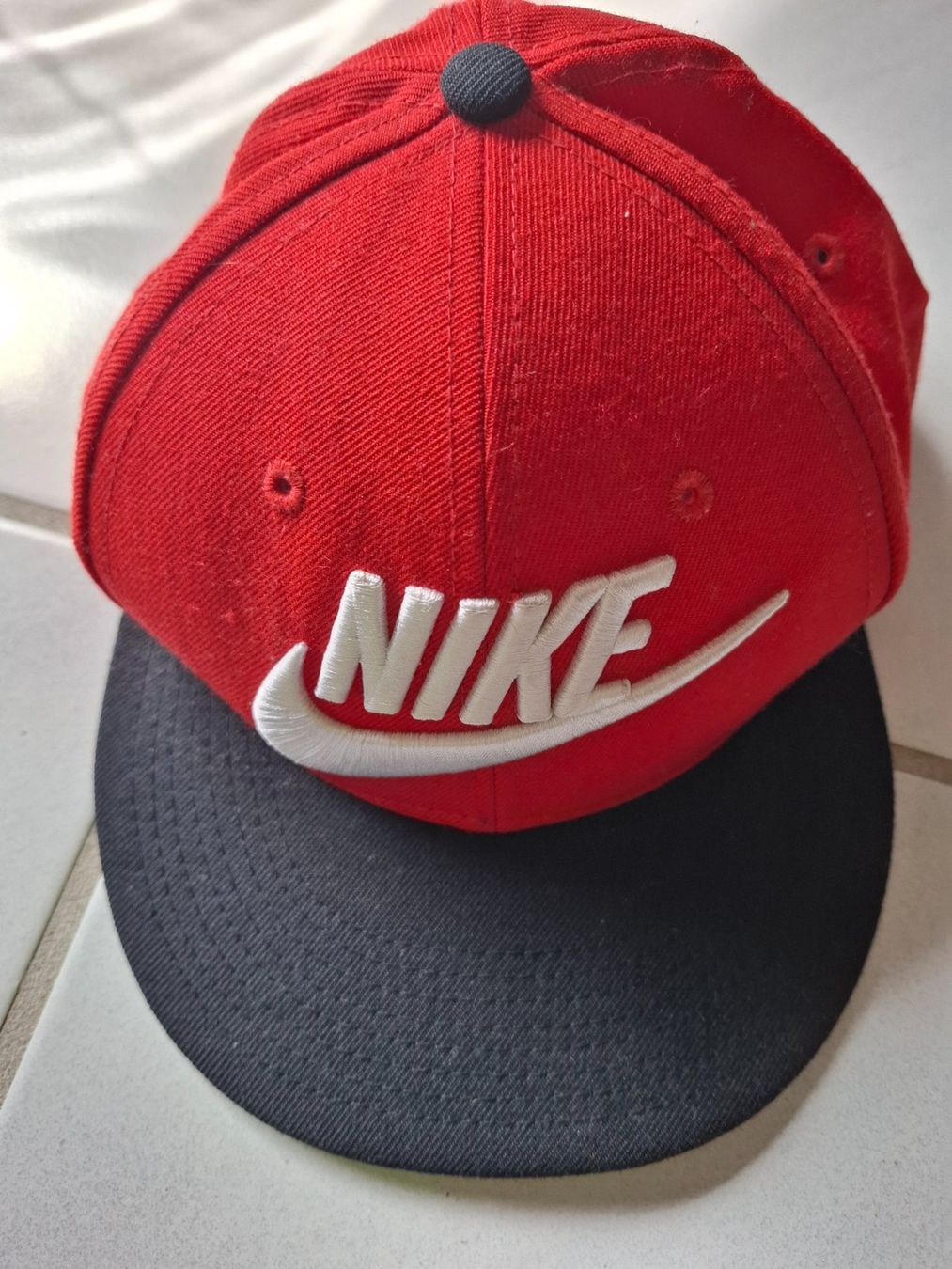 Nike Altro in  Abbigliamento & Accessori: Cape / Mütze Nike – Usato da Eiken venduto da Lashar