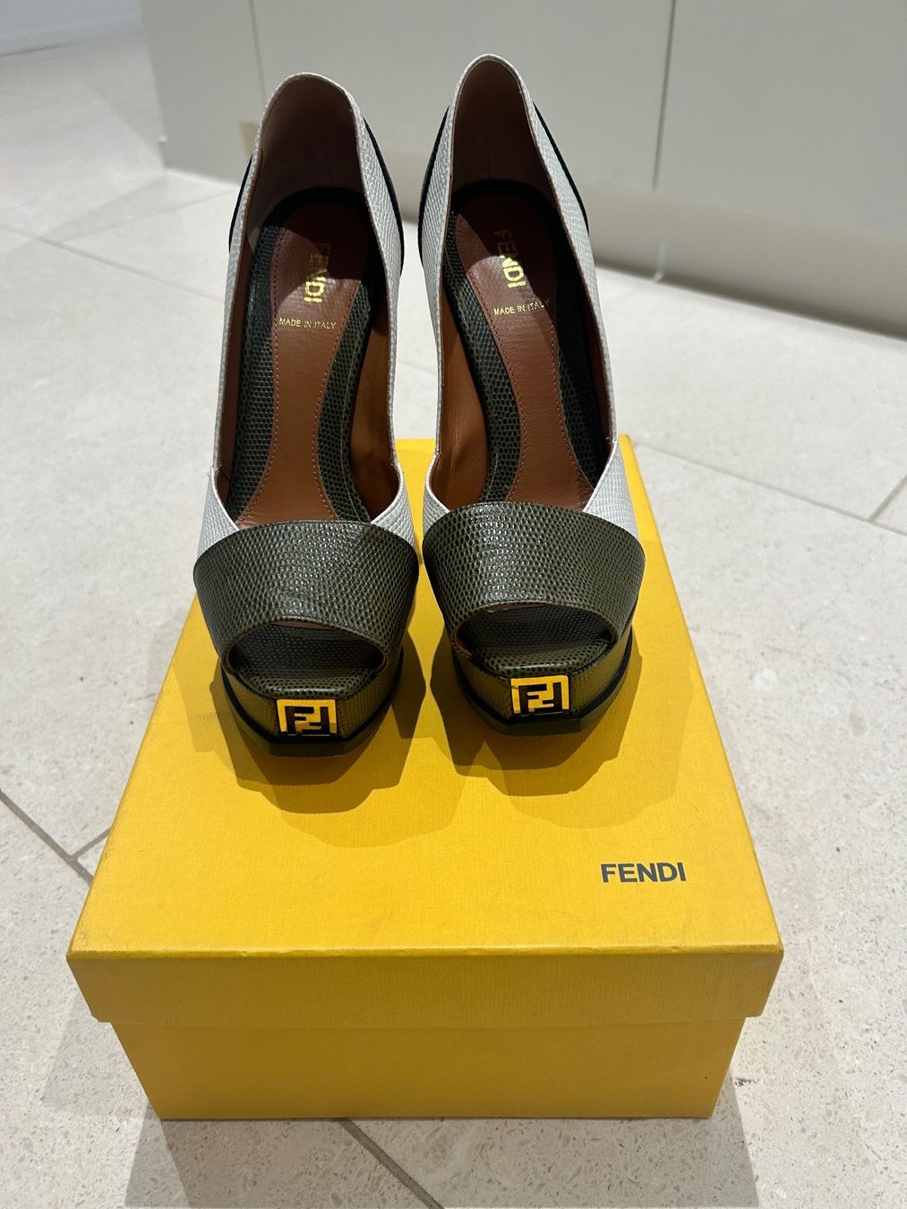 Fendi Chaussures femmes: Fendi High Heels – D'occasion à Küsnacht par emch125