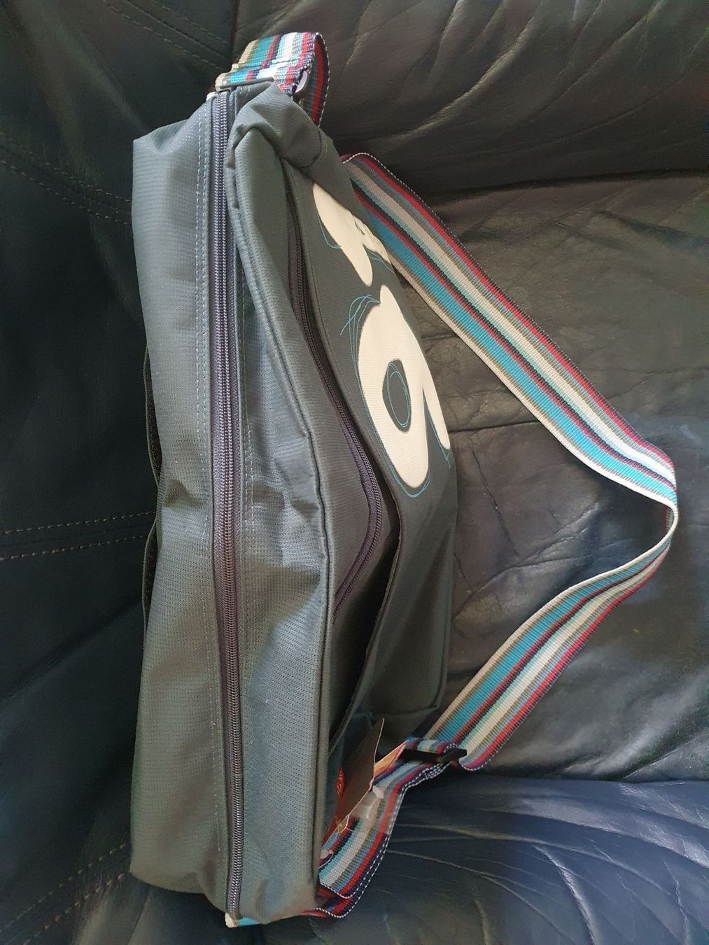 Quiksilver Borse: Graue Quicksilver Tasche, neu – Nuovo e nell'imballaggio originale da Muttenz venduto da pixopus 5