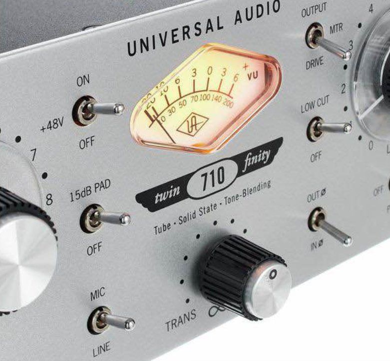 Universal Audio Amplificatori: Universal Audio Twin Finity 710 - Préampli Micro Lampe – Usato da Genève venduto da mgm_76m2