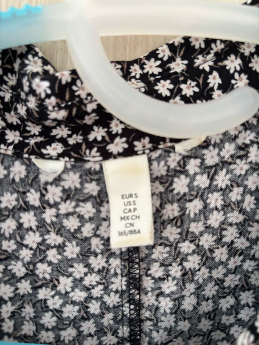 H&M Vestiti: H&M Sommerkleid mit Blümchenmuster, Grösse S – Nuovo (secondo la descrizione) da Wald AR venduto da bertli00 1