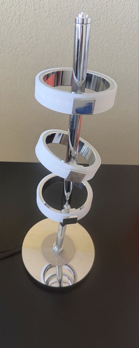 Lampade: Büro Tischleuchte LED Design Chrom – Usato da Erlenbach ZH venduto da pibooks 3
