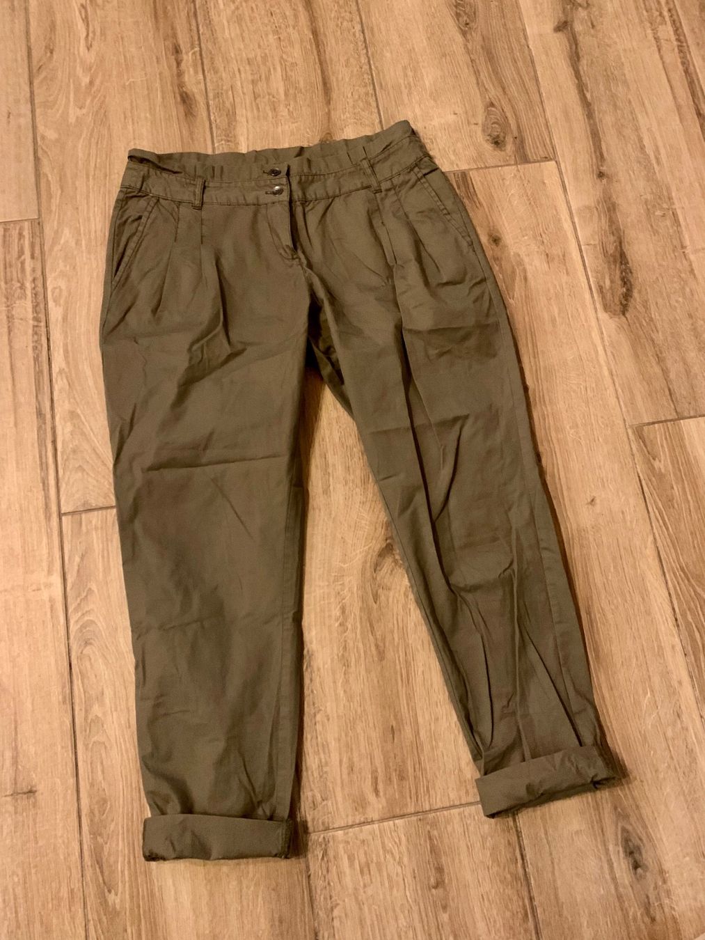 Hosen: Pantalon cargo kaki T.38 – Gebraucht aus Perroy von barballalla