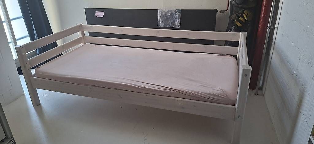 Letti: Flexa Bett white wash – Usato da Kriens venduto da Red_Sparrow