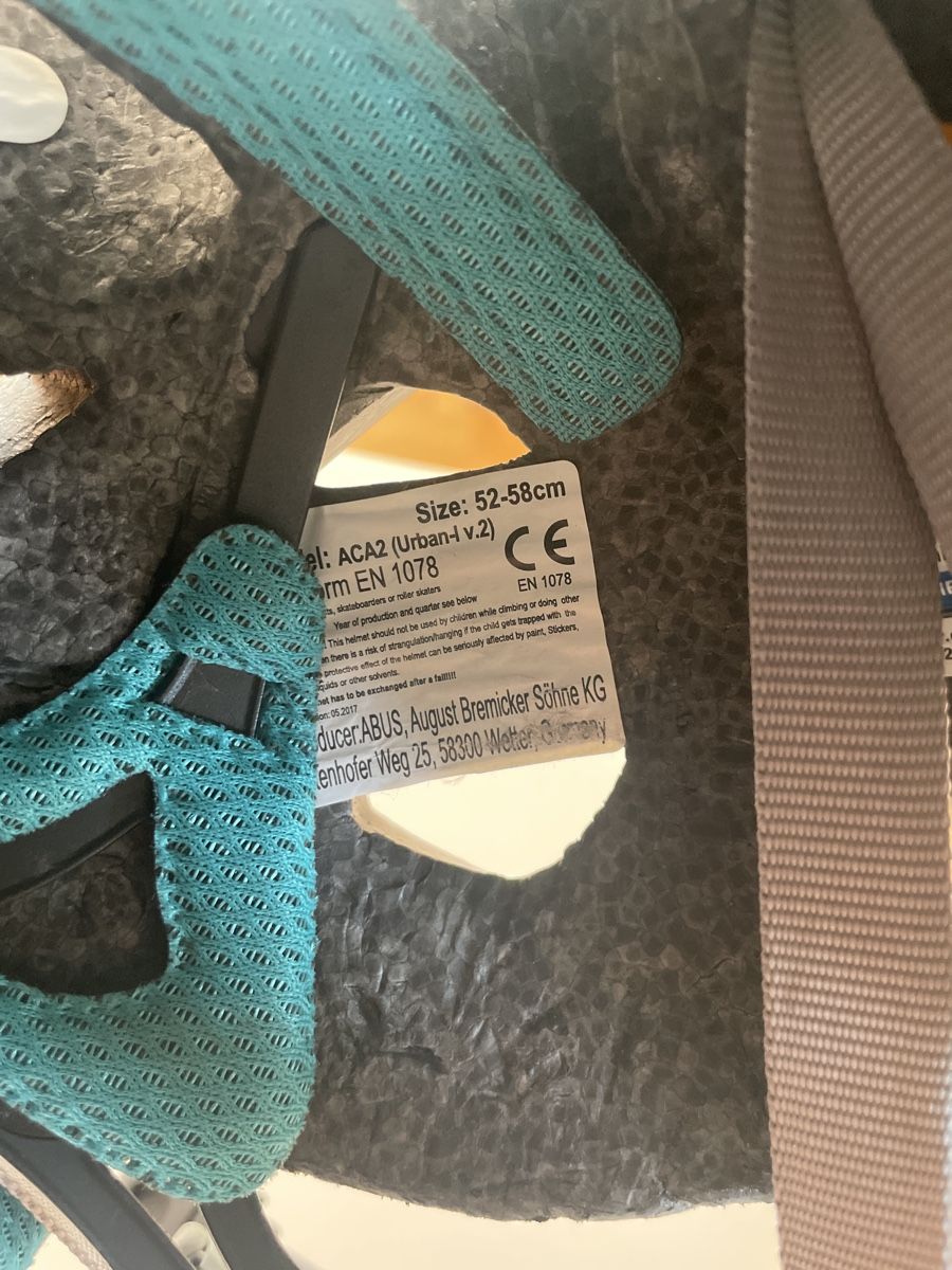 Abus Caschi: Velohelm von Abus, lila – Usato da Uttigen venduto da Saurer33 1